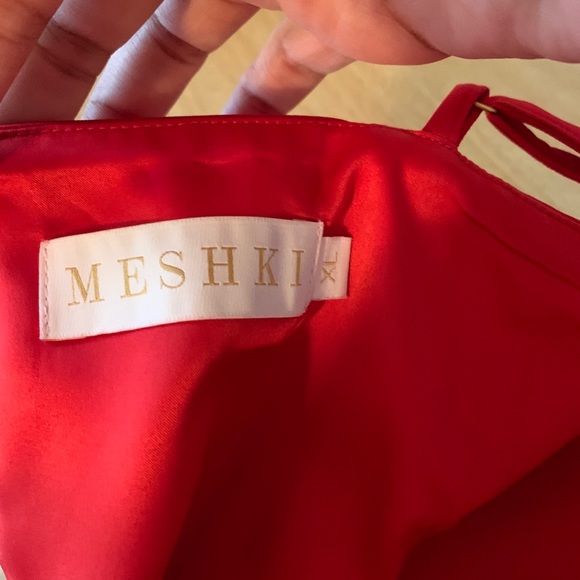 Meshki Ludovica Satin Red Dress - Picture 5 of 9